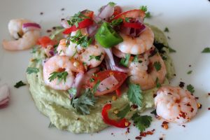 don't sweat the small stuff - whole30 spicy shrimp with avocado puree